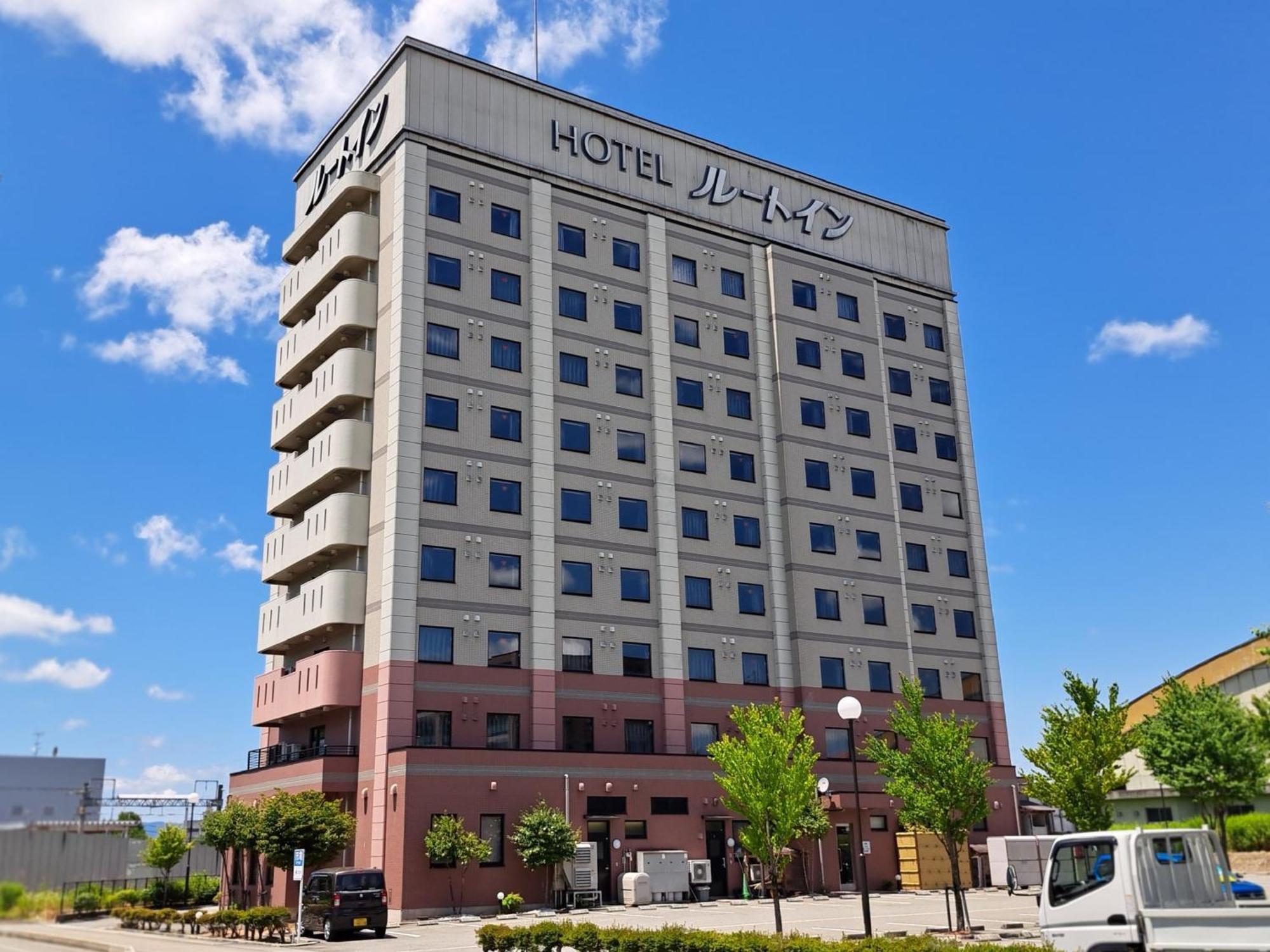 Hotel Route-Inn Shinjyo Ekimae Shinjo Exterior foto